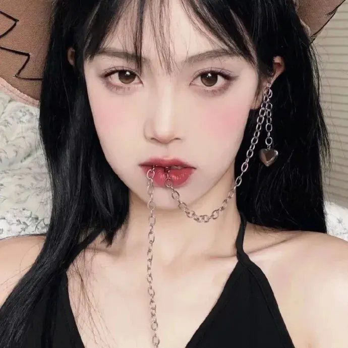 情挑玉女心
